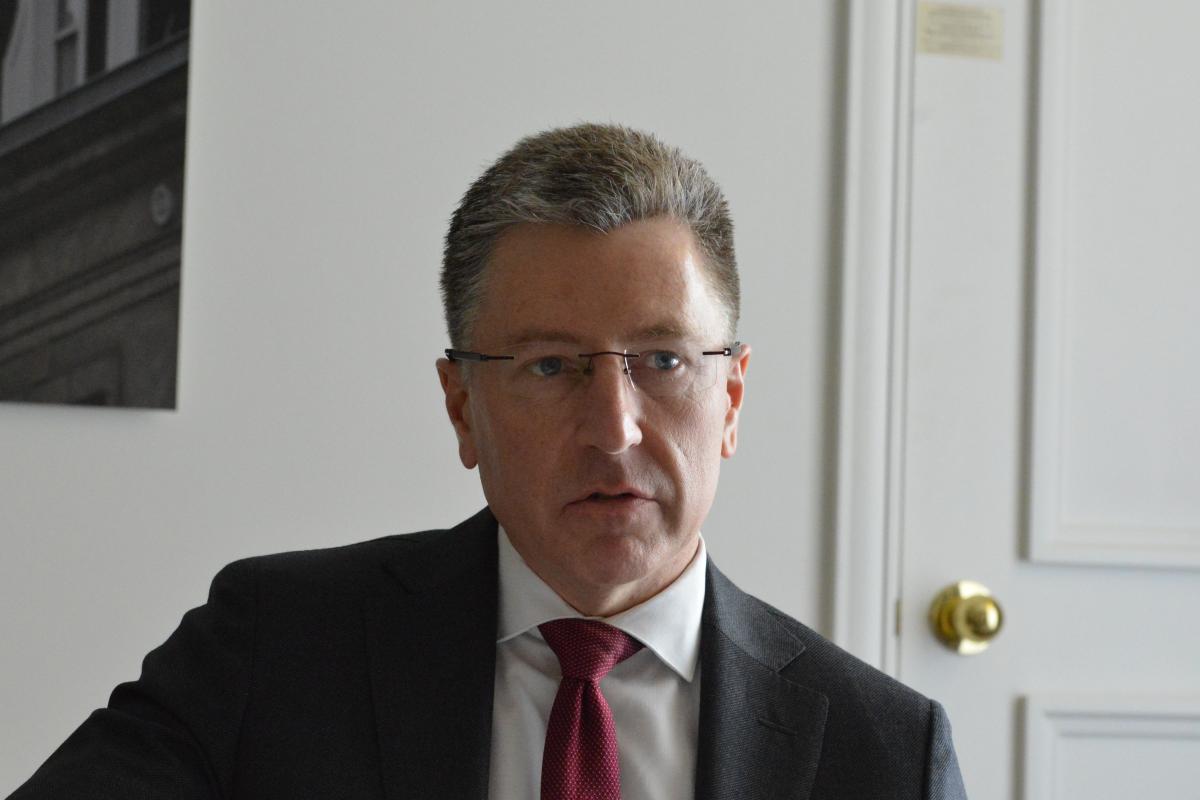 Спецпредставник США підкреслив, що важливо відновити контроль України над окупованою частиною українсько-російського кордону на Донбасі