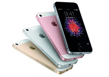 Компанія Apple планує випустити друге покоління свого бюджетного смартфона iPhone SE в першій половині 2018 року, повідомляє китайське видання Economic Daily News