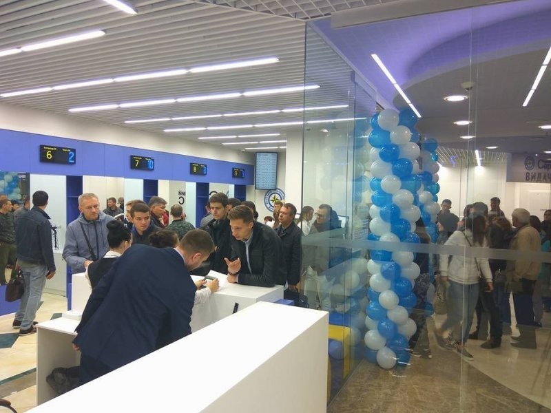 Напередодні в Одесі відбулося воістину важлива подія - в центрі Одеси почав роботу новий центр обслуговування по оформленню та видачі біометричних закордонних паспортів - «Паспортний сервіс»