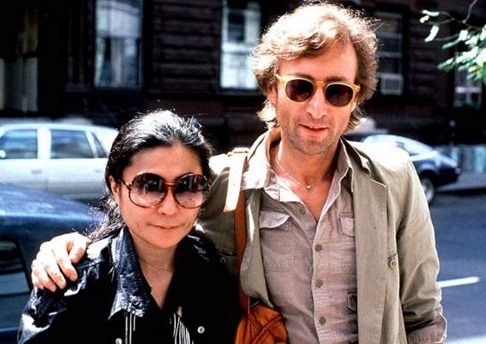 Через 10 років після гучного вбивства, що потряс весь світ, в інтерв'ю одній з американських газет Марк Чепмен розкрив «справжні» причини свого вчинку